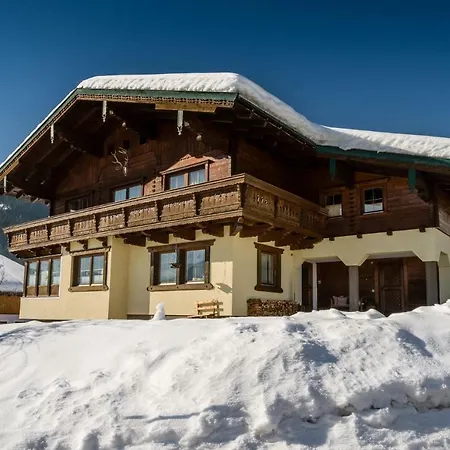 Hubertus - Prechtlhof Apartman Flachau